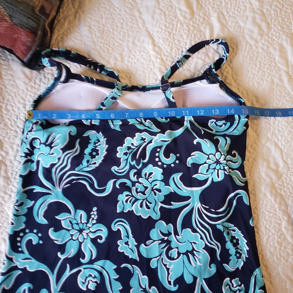 Lands' End Tankini Top swim suit top beach